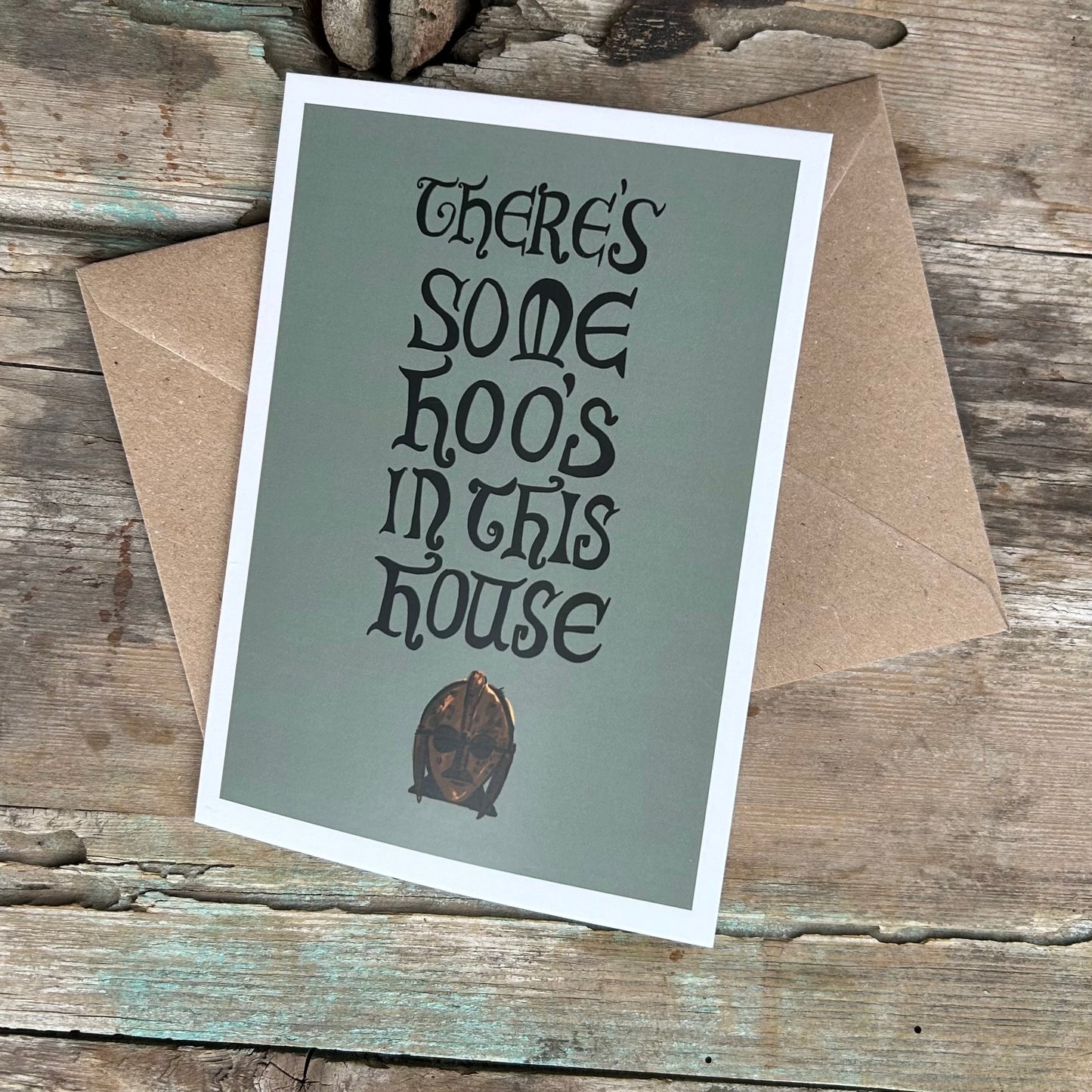 Hoo’s in this house card